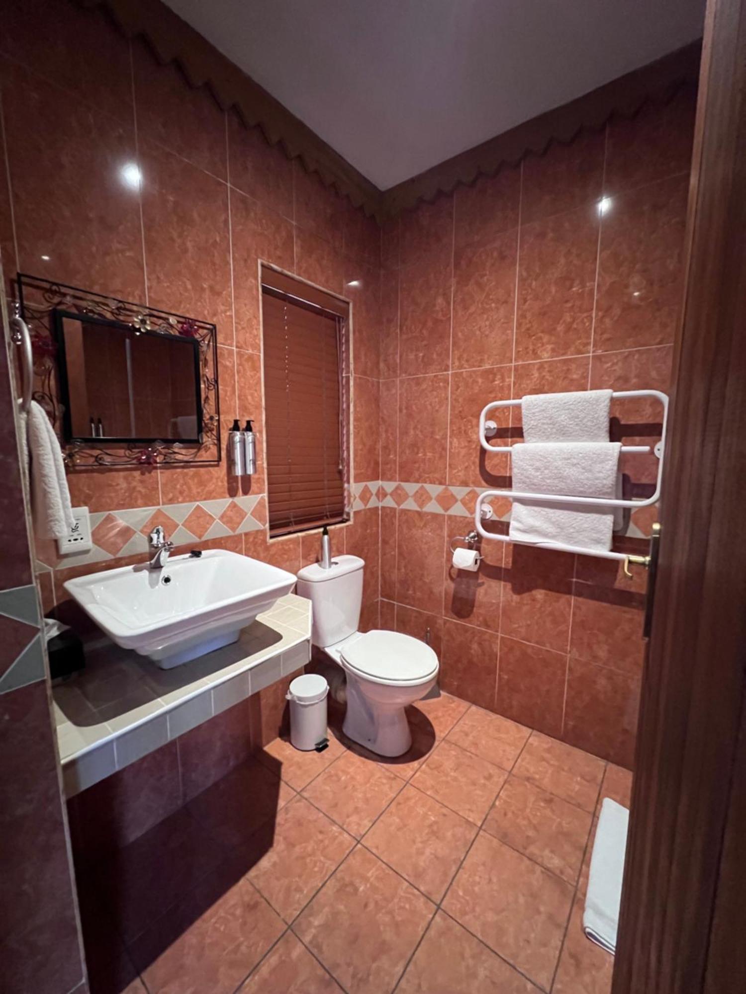 Bohemian Guesthouse - Pretoria Ngoại thất bức ảnh